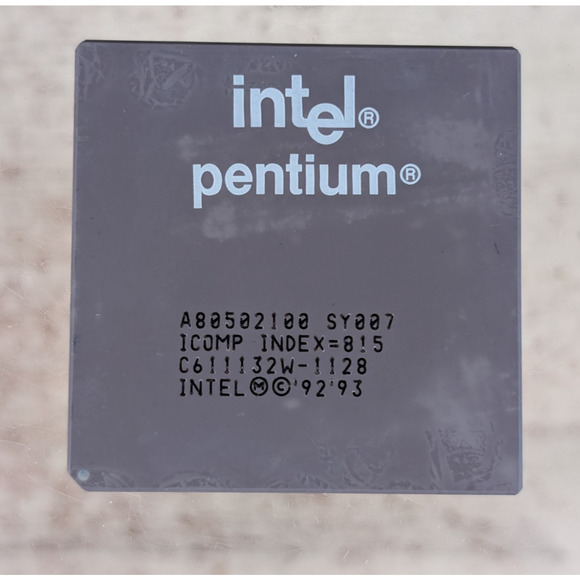 Intel Pentium 100 A8050210 SY007 E0 CPU Processor Socket 5 Socket 7 NO FDIV BUG - Picture 1 of 5
